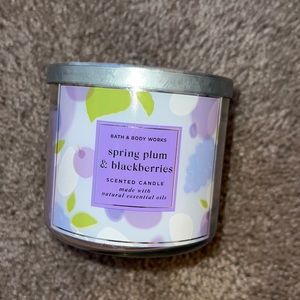 Spring plum and blackberries bath and body works candle